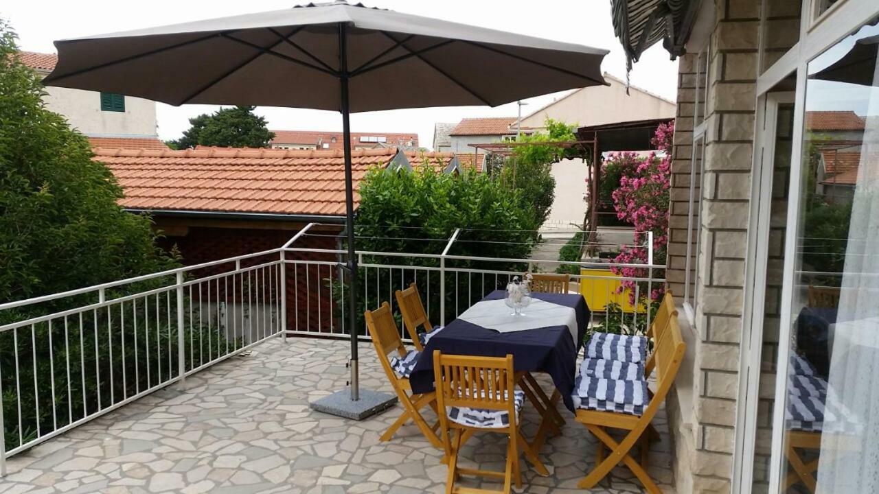 Appartement Mali Sjor à Primošten Extérieur photo